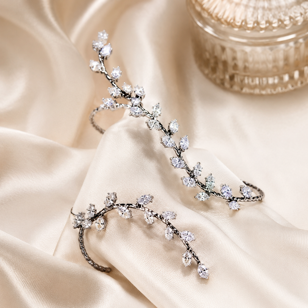 Elegant Finger Chain Bracelet