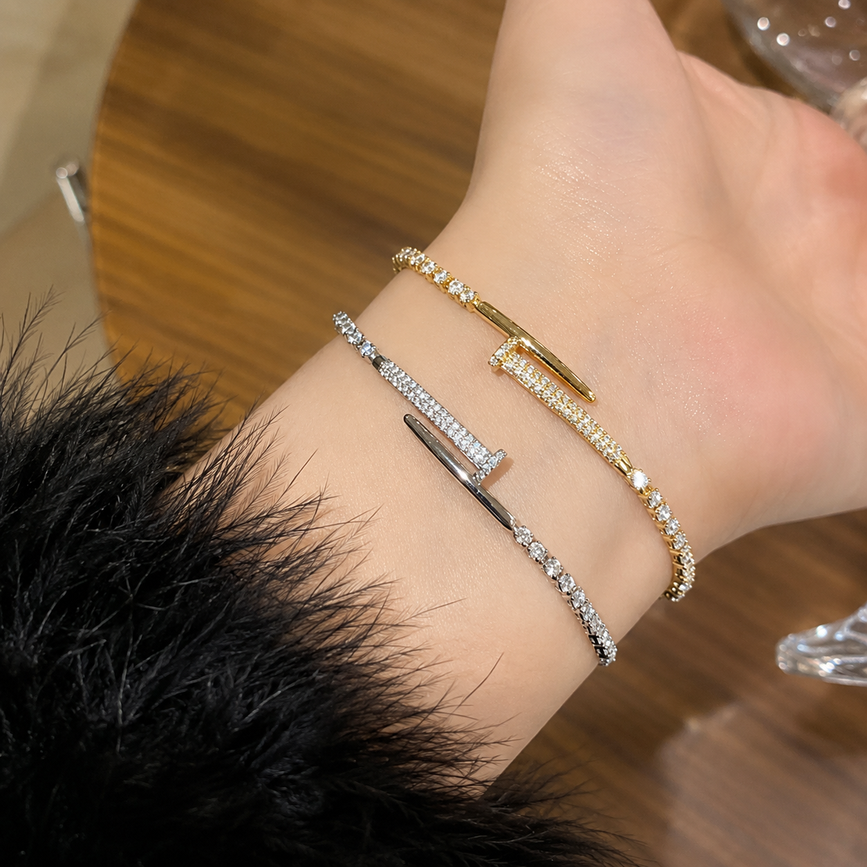 Zircon Nail Bracelet